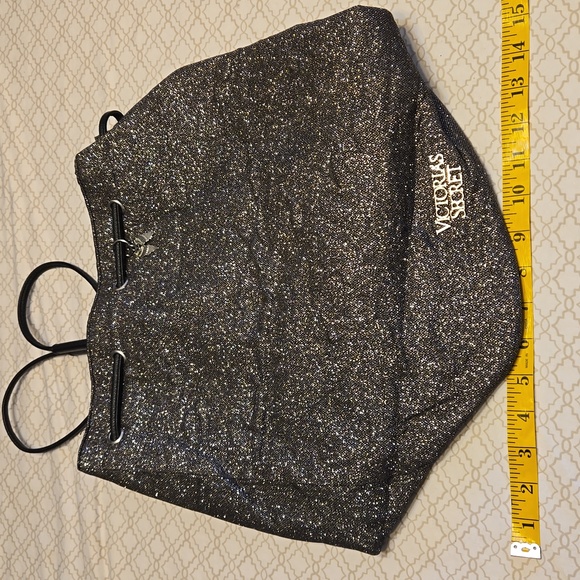 NWOT Shimmering Victoria's Secret Drawstring Backpack - Picture 1 of 5